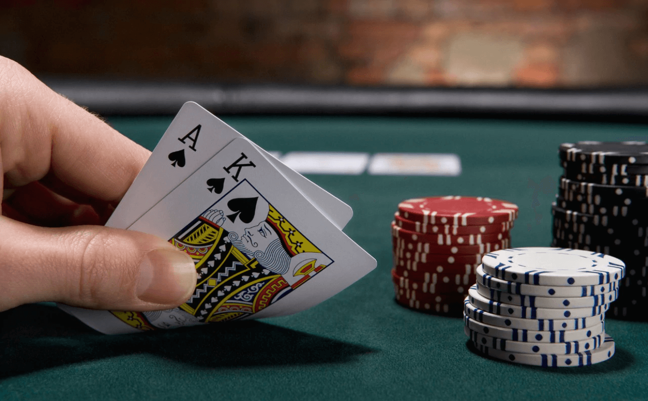 Bí quyết chơi Poker Hitclub